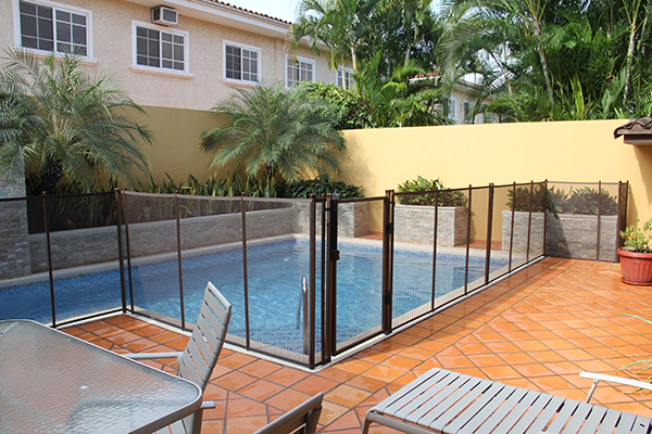 Cercos para Piscinas
